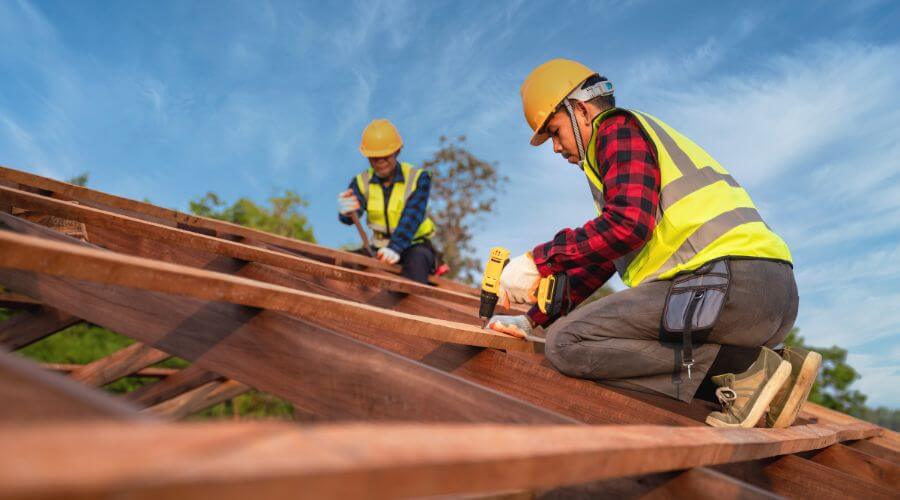 Professional Flat Roofing Installation services in Bearcreek, MT